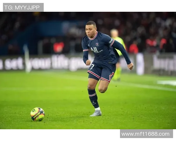 重温经典足球传奇超级足球明星老版本带你回顾辉煌岁月 重温经典足球传奇超级足球明星老版本带你回顾辉煌岁月